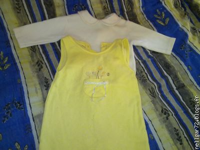 2 � ensemble barboteuse + sweat